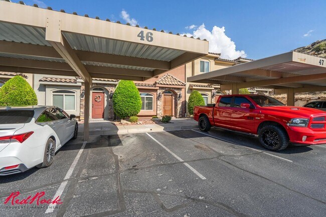 Building Photo - 2075 S Sir Monte Dr