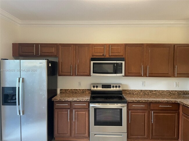 Building Photo - 12885 SW 49th Ct