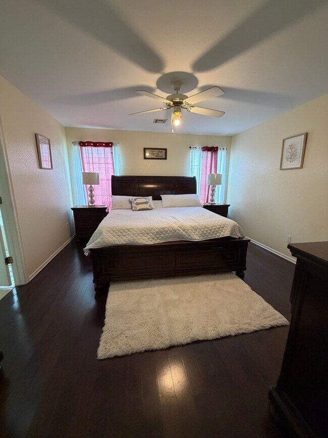 Building Photo - Broken Arrow Union Schools Single Family Home for Rent 5 beds 2.5 bath