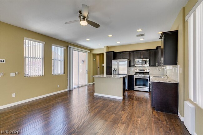 Building Photo - 5928 Attavilla Dr