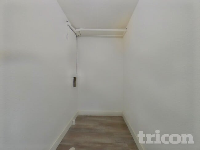 Building Photo - 1141 Cardinal Ave