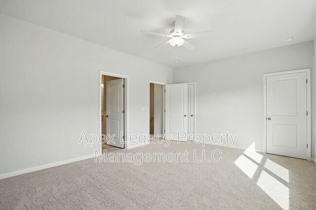 Building Photo - 112 Central Townes Wy