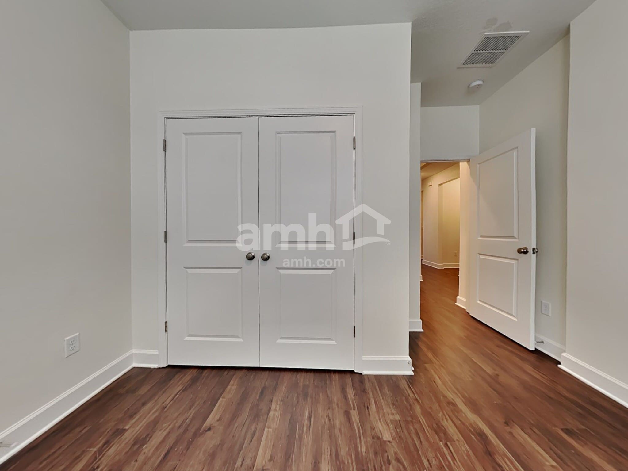 Building Photo - 2927 Rolling Acres Rd