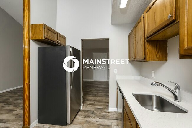 Building Photo - 3 Bedroom Pet-Friendly Home in Deltona, FL with Main Street Renewal