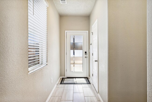 Building Photo - 3197 Tazanita Lp SE