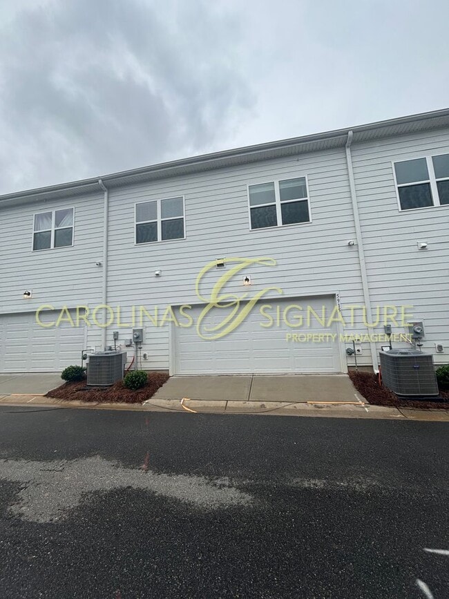 Building Photo - Brand New; Former Model Home; 3BR/2.5BA Townhouse