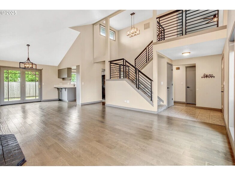Building Photo - 3017 SE Brookwood Ave
