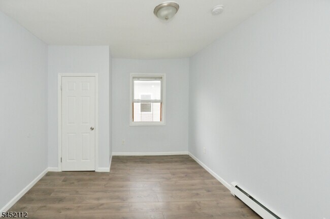 Building Photo - 45 Hedden Terrace