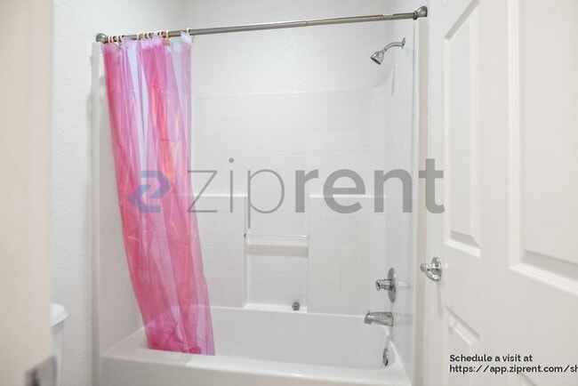 Building Photo - 812 Joree Ln