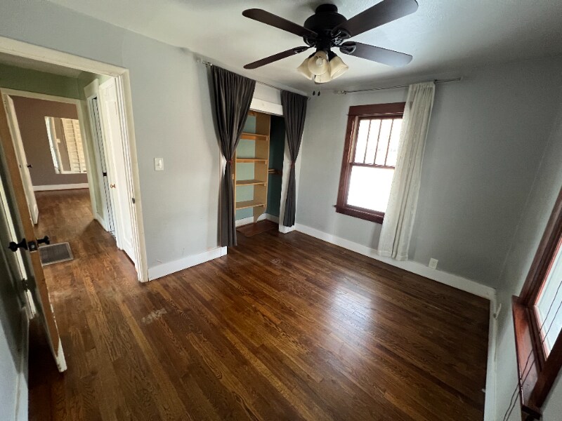 Building Photo - 419 Wood St