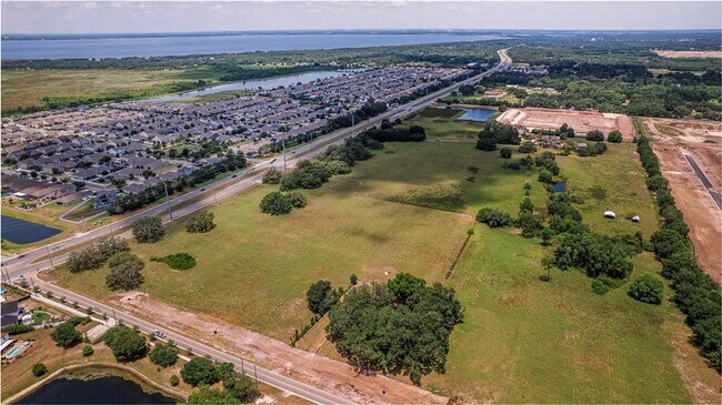 Building Photo - 5005 Lillian Lee Rd