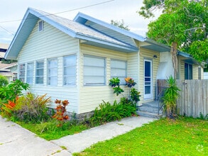 Building Photo - 1802 Tangerine St