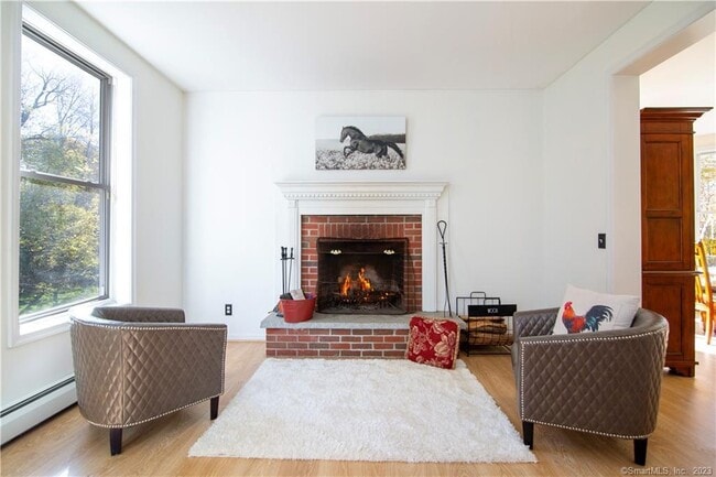 Building Photo - 82 Fowler Rd