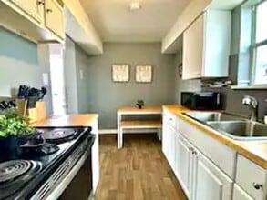 Building Photo - Morgan