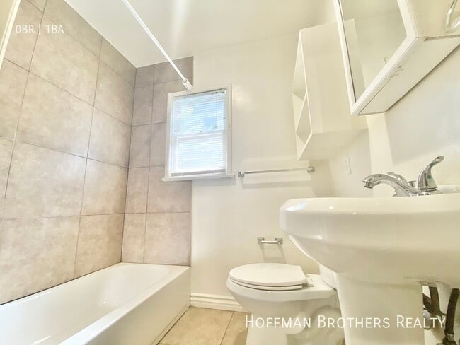 Floorplan - 301-309 N Sycamore Ave
