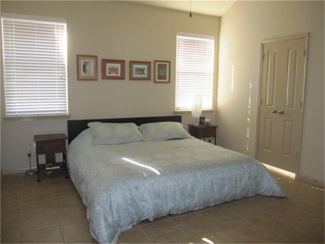 Building Photo - 26423 Longview Creek Dr