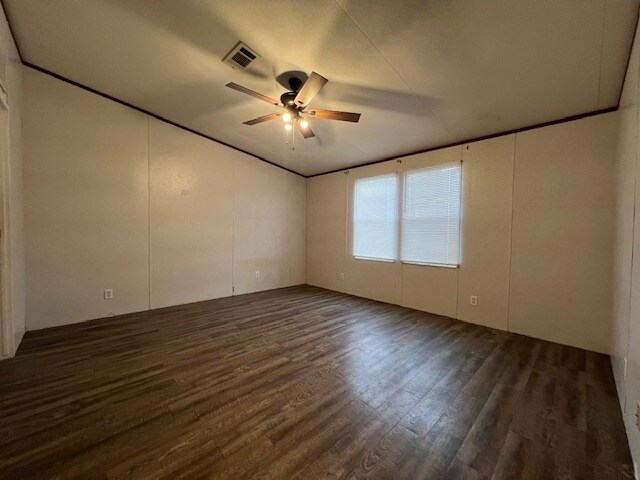 Building Photo - 56 Willowbrook Ct