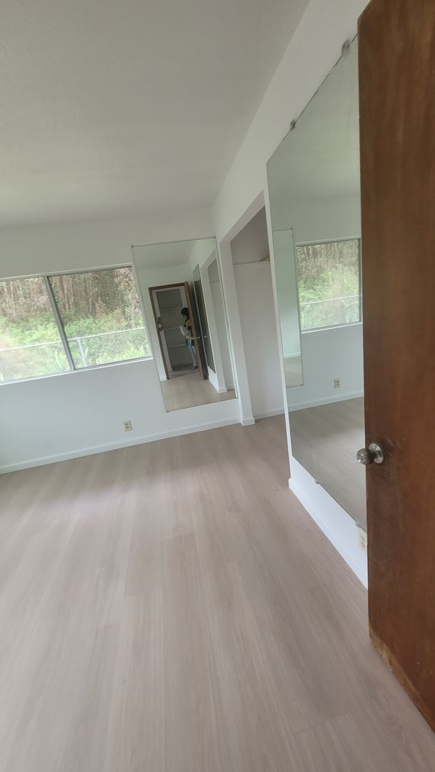 Building Photo - Remodeled 3-Bedroom Home with Garage & Fenced Yard – Easy Access to Hilo