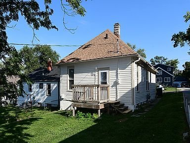 Building Photo - 4529 Charles St