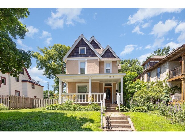 Building Photo - 3040 Fremont Ave S