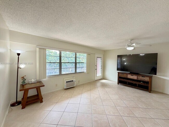 Building Photo - 13300 SW 1st St