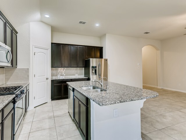 Building Photo - 13827 Quiet Fox Ln