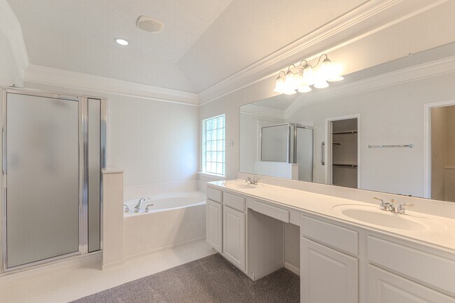 Building Photo - 6618 Trenton Lake Ln