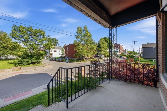 Building Photo - 393 St Clair Ave