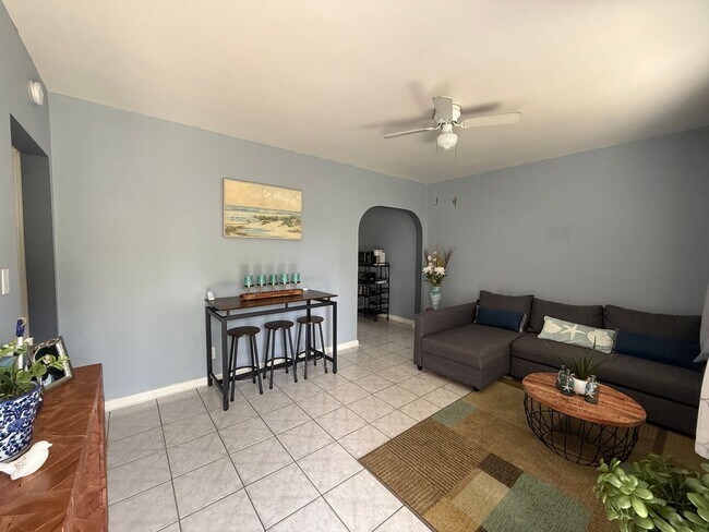 Building Photo - Beautiful 1 Bedroom Apartment for Rent!