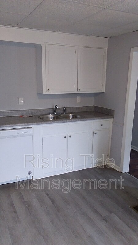 Building Photo - 2529 Circle Dr