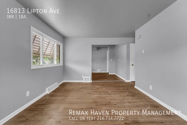 Building Photo - 16813 Lipton Ave, Cleveland - Charming 3 B...