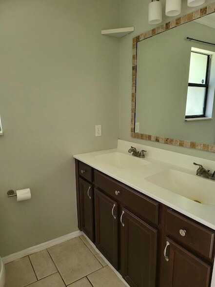 Building Photo - 6507 Green Dolphin St