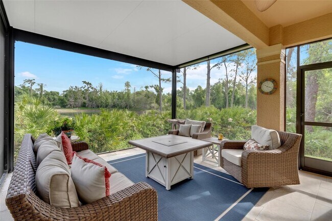 Building Photo - 8204 Villa Grande Ct