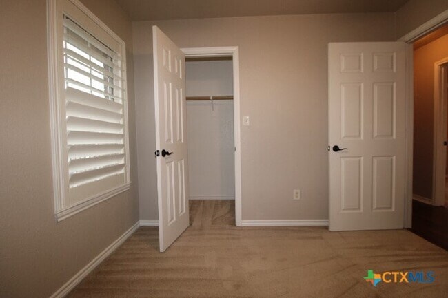 Building Photo - 603 Mustang Trail