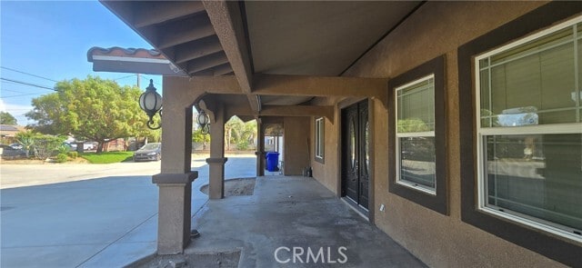 Building Photo - 9456 Elm Ave