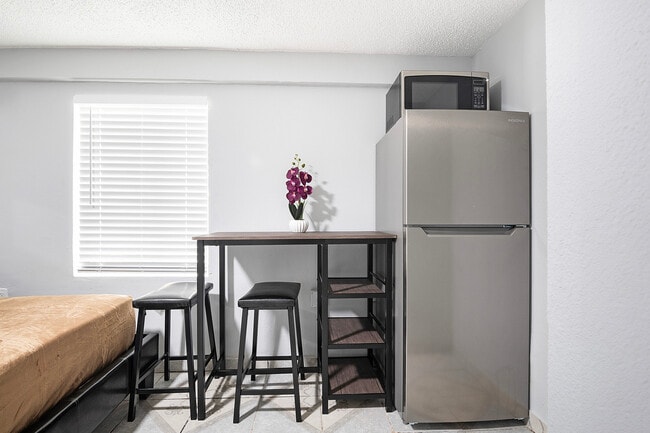 930FraserAvenue.0079 - Fraser Flats