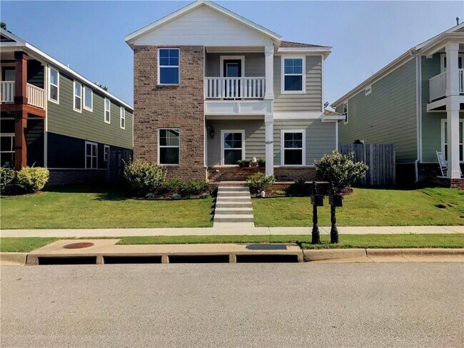 Primary Photo - 6519 W Pleasant Way