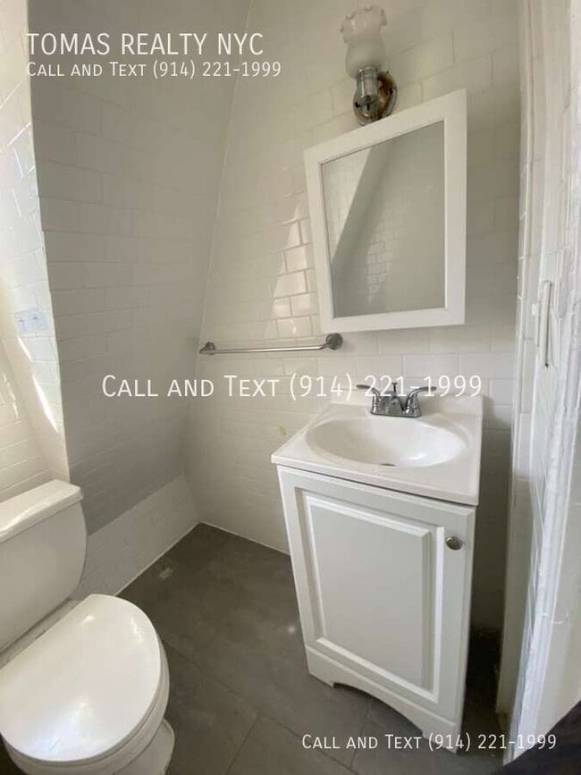 Building Photo - 157 Buena Vista Ave