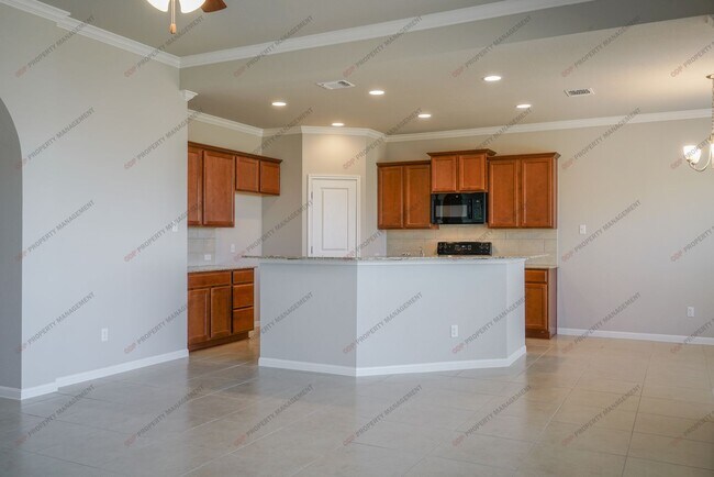 Building Photo - 612 Cross Dr.