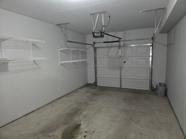Building Photo - 29949 Fox Run Cir