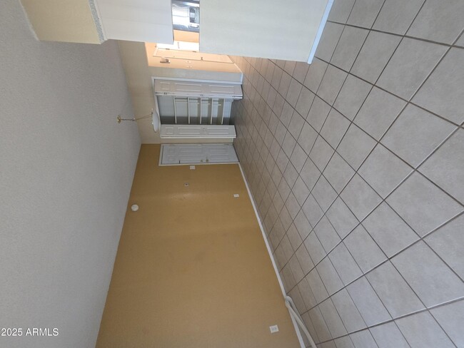 Building Photo - 1201 Terra Dr