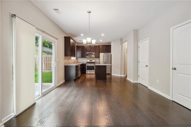 Building Photo - 4981 Bramblewood Cir