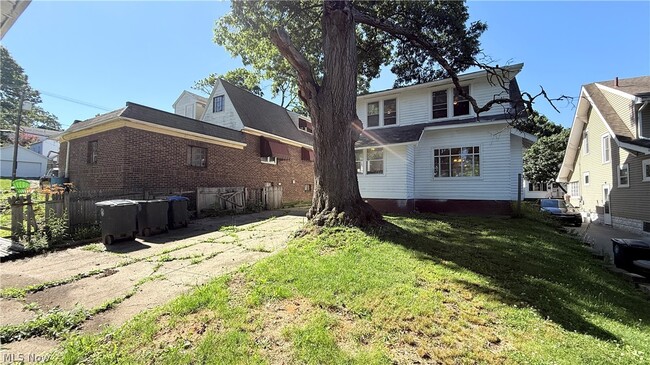 Building Photo - 721 Polk Ave