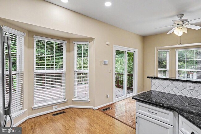 Building Photo - 4872 Ebb Tide Ct
