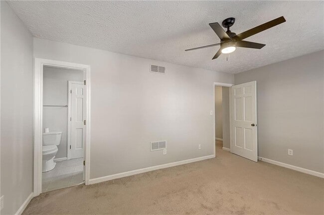 Building Photo - 4548 Coopers Creek Pl SE