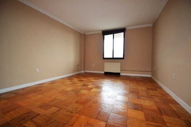 Building Photo - 50 Longwood Ave