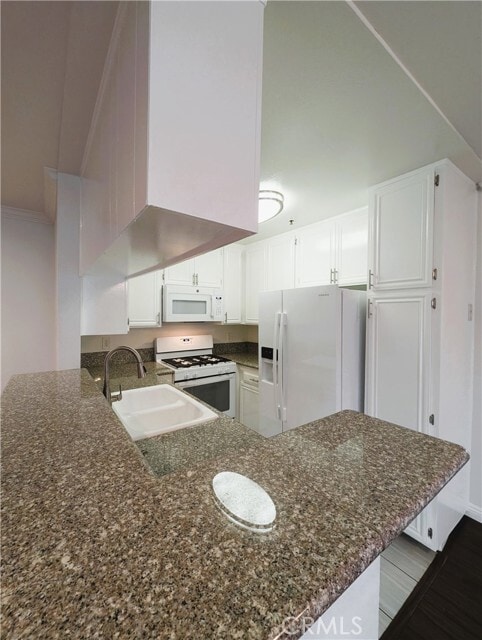 Building Photo - 11162 Camarillo St