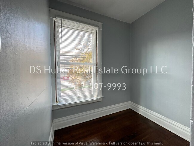 Building Photo - 507 S Hosmer St