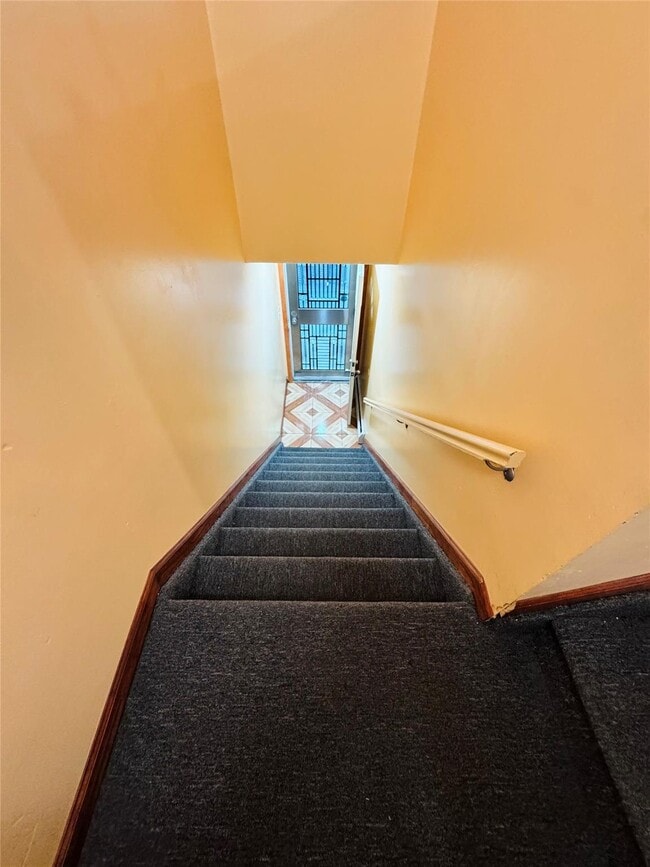 Building Photo - 2448 Rockaway Fwy
