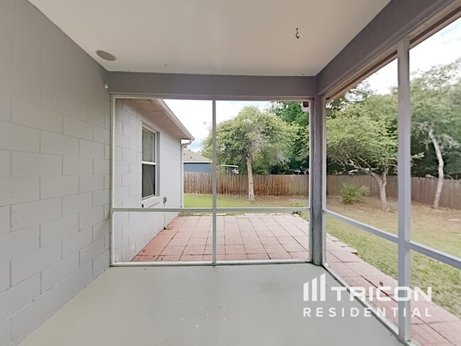 Building Photo - 3176 Shafton Ave